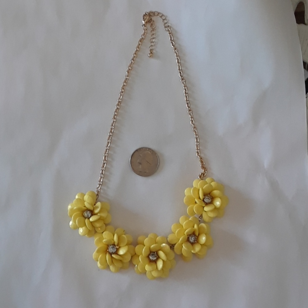 Vintage yellow floral and bling necklace.